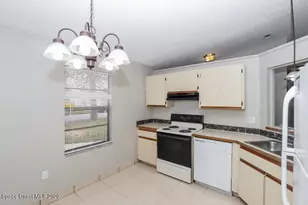 962 Serenade St NW, Palm Bay, FL 32907 - Photo 5