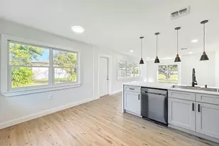 2340 Iowa Dr, Melbourne, FL 32935 - Photo 7