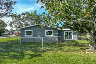 2340 Iowa Dr, Melbourne, FL 32935 - Photo 43
