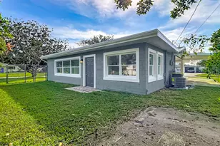 2340 Iowa Dr, Melbourne, FL 32935 - Photo 41