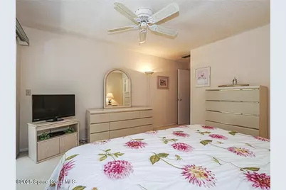 47 Woodland Drive #201, Vero Beach, FL 32962 - Photo 13