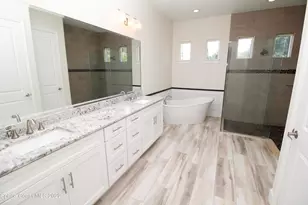 2345 Pineapple Ave, Melbourne, FL 32935 - Photo 9