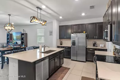 503 Veridian Circle NW, Palm Bay, FL 32907 - Photo 7