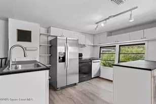 325 Marseilles Dr, Merritt Island, FL 32953 - Photo 9