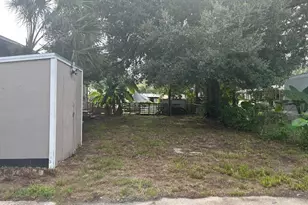 325 Marseilles Dr, Merritt Island, FL 32953 - Photo 5