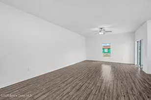 307 Hammonton St SW, Palm Bay, FL 32908 - Photo 5