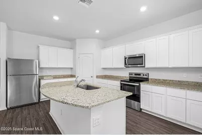 418 Haleybury Street SW, Palm Bay, FL 32908 - Photo 7