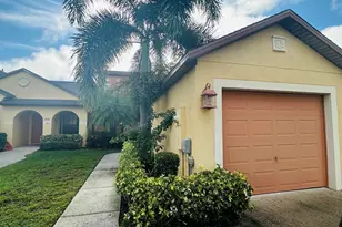 890 Luminary Cir, Melbourne, FL 32901 - Photo 1