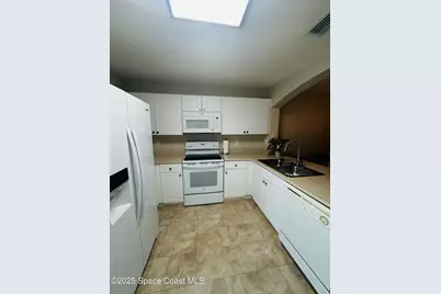 890 Luminary Circle #103, Melbourne, FL 32901 - Photo 5