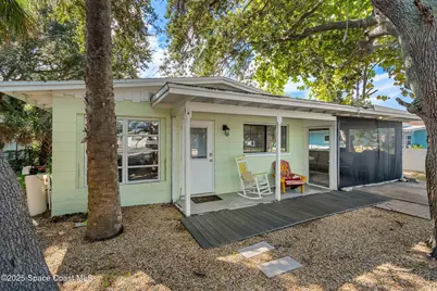344 N Brevard Avenue, Cocoa Beach, FL 32931 - Photo 3