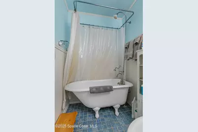 1562 Hayworth Circle NW, Palm Bay, FL 32907 - Photo 33