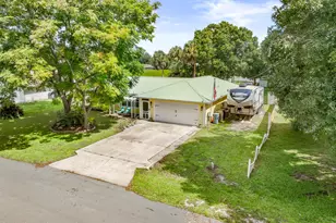 1562 Hayworth Cir NW, Palm Bay, FL 32907 - Photo 5