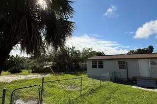 1685 Savana Dr, Merritt Island, FL 32952 - Photo 3