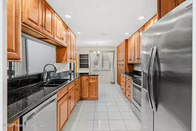 9045 York Lane #15e, West Melbourne, FL 32904 - Photo 7