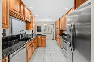 9045 York Ln, West Melbourne, FL 32904 - Photo 7