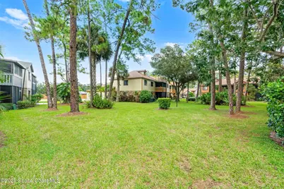 9045 York Lane #15e, West Melbourne, FL 32904 - Photo 25