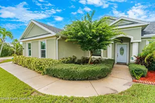 4009 Gardenwood Cir, Grant-Valkaria, FL 32949 - Photo 3