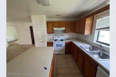 824 Faull Drive #B, Rockledge, FL 32955 - Photo 5