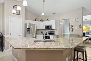 860 Tupelo Rd SW, Palm Bay, FL 32908 - Photo 15