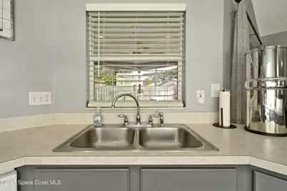 2076 Trevino Circle, Melbourne, FL 32935 - Photo 23