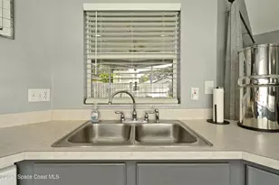 2076 Trevino Cir, Melbourne, FL 32935 - Photo 23