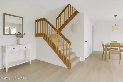 465 E Waverly Place #8b, Vero Beach, FL 32960 - Photo 5