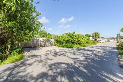 2015 Aurora Road, Melbourne, FL 32935 - Photo 27