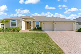 7075 Serpentine Ct, Grant-Valkaria, FL 32949 - Photo 1