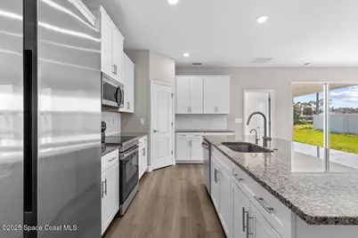 529 Tejon Avenue SW, Palm Bay, FL 32908 - Photo 19