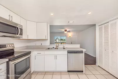 1515 Huntington Lane #427, Rockledge, FL 32955 - Photo 9