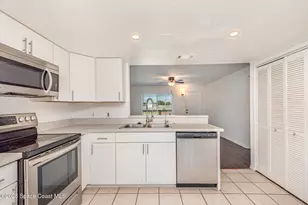 1515 Huntington Ln, Rockledge, FL 32955 - Photo 9