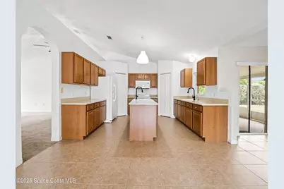 380 Courtney Street SE, Palm Bay, FL 32909 - Photo 3