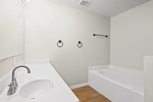 380 Courtney Street SE, Palm Bay, FL 32909 - Photo 9