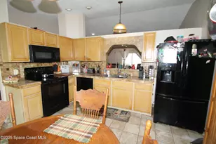 1199 Venus St SE, Palm Bay, FL 32909 - Photo 5