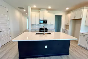3104 Dampier Dr, Melbourne, FL 32940 - Photo 3