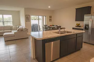 913 Trinity St, Rockledge, FL 32955 - Photo 5