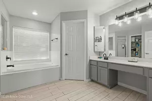 2618 Aston Cir, Melbourne, FL 32940 - Photo 19