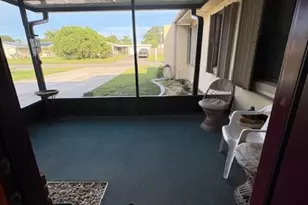 995 Botany Ln, Rockledge, FL 32955 - Photo 5