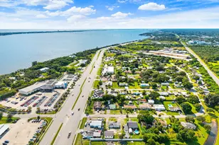 2583 Victoria Dr NE, Palm Bay, FL 32905 - Photo 43