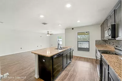 104 Jasmine Circle, Poinciana, FL 34759 - Photo 9