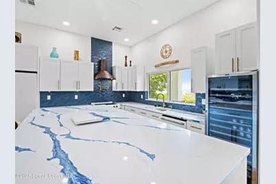 933 S Atlantic Avenue, Cocoa Beach, FL 32931 - Photo 19