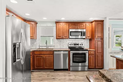 1885 Mango Street NE, Palm Bay, FL 32905 - Photo 9