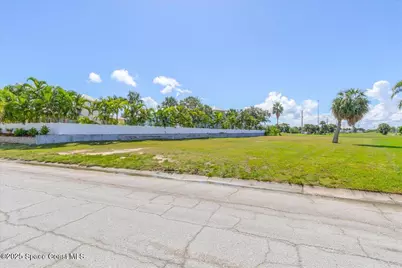 10 Fairway Drive, Cocoa Beach, FL 32931 - Photo 9