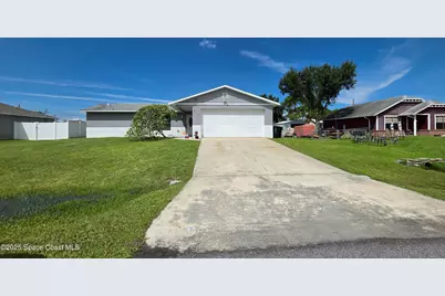 2070 SE Waverly Avenue SE, Palm Bay, FL 32909 - Photo 1