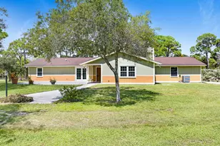 6570 Whispering Pines Ln, Grant-Valkaria, FL 32949 - Photo 1