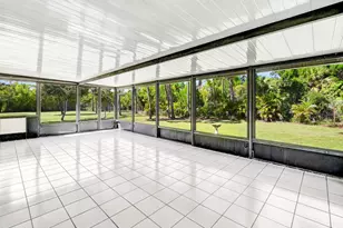 6570 Whispering Pines Ln, Grant-Valkaria, FL 32949 - Photo 5