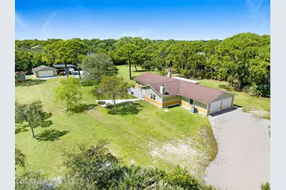 6570 Whispering Pines Lane, Grant-Valkaria, FL 32949 - Photo 13