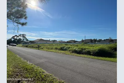 1238 Whitehurst Road SW, Palm Bay, FL 32908 - Photo 5