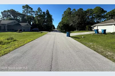 1587 Gould Avenue SW, Palm Bay, FL 32908 - Photo 5