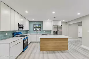 1940 Dawn Dr, Melbourne, FL 32935 - Photo 11